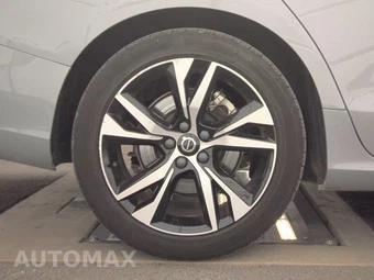 2024 Volvo S60 B5 Core Dark – miniatura 11