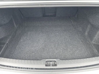 2024 Volvo S60 B5 Core Dark – miniatura 23