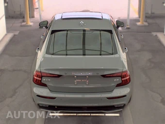 2024 Volvo S60 B5 Core Dark – miniatura 6