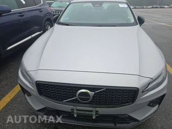 2024 Volvo S60 B5 Core Dark – miniatura 2