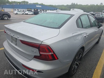 2024 Volvo S60 B5 Core Dark – miniatura 4