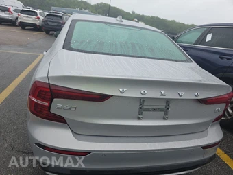 2024 Volvo S60 B5 Core Dark – miniatura 5