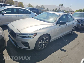 2024 Volvo S60 B5 Core Dark