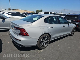 2024 Volvo S60 B5 Core Dark - miniatura 4