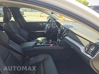 2024 Volvo S60 B5 Core Dark – miniatura 13