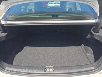 2024 Volvo S60 B5 Core Dark – miniatura 22