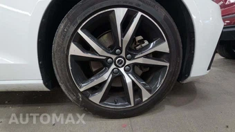 2024 Volvo S60 B5 Core Dark – miniatura 32