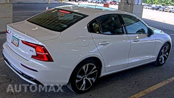 2024 Volvo S60 B5 Core Dark – miniatura 4