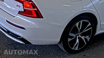 2024 Volvo S60 B5 Core Dark – miniatura 9