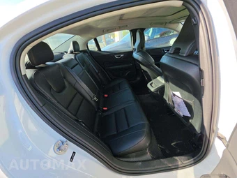 2024 Volvo S60 B5 Core Dark – miniatura 16