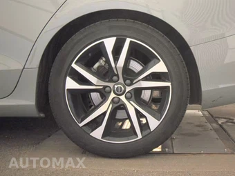 2024 Volvo S60 B5 Core Dark – miniatura 12