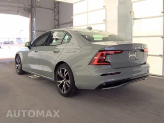 2024 Volvo S60 B5 Core Dark – miniatura 8