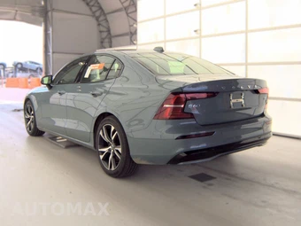 2024 Volvo S60 B5 Core Dark - miniatura 8