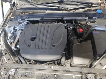2024 Volvo S60 B5 Core Dark – miniatura 22