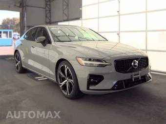 2024 Volvo S60 B5 Core Dark – miniatura 4