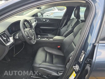2024 Volvo S60 B5 Core Dark – miniatura 13