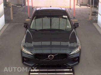 2024 Volvo S60 B5 Core Dark – miniatura 2