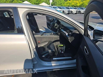 2024 Volvo S60 B5 Core Dark – miniatura 15