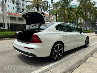 2024 Volvo S60 B5 Core Dark - miniatura 13