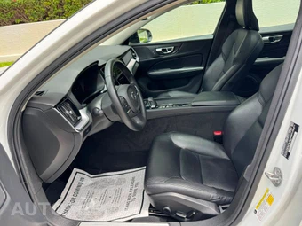 2024 Volvo S60 B5 Core Dark - miniatura 16