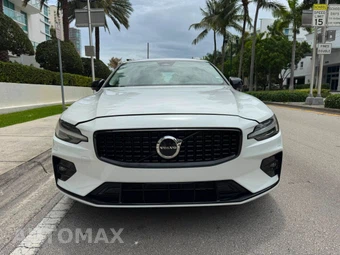 2024 Volvo S60 B5 Core Dark - miniatura 3