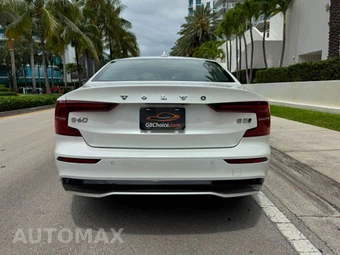 2024 Volvo S60 B5 Core Dark - miniatura 6