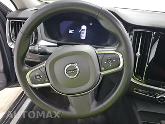 2024 Volvo S60 B5 Core Dark – miniatura 10