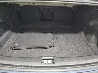 2024 Volvo S60 B5 Core Dark – miniatura 16