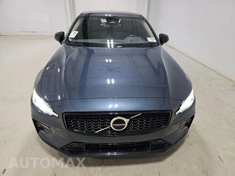 2024 Volvo S60 B5 Core Dark – miniatura 2
