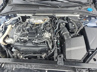 2024 Volvo S60 B5 Core Dark – miniatura 16