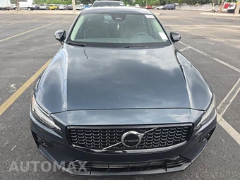 2024 Volvo S60 B5 Core Dark – miniatura 2