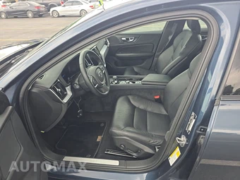 2024 Volvo S60 B5 Core Dark – miniatura 7