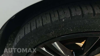 2024 Volvo S60 B5 Plus Black Edition – miniatura 19