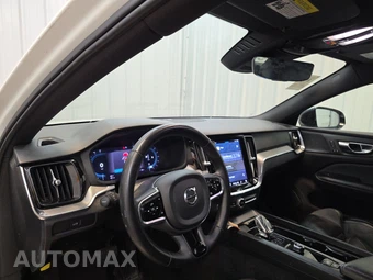 2024 Volvo S60 B5 Plus Black Edition – miniatura 11