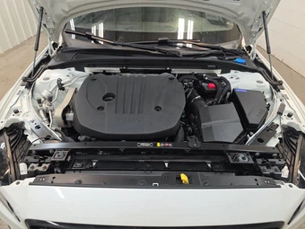 2024 Volvo S60 B5 Plus Black Edition – miniatura 15