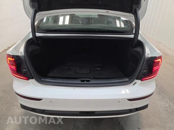 2024 Volvo S60 B5 Plus Black Edition – miniatura 16
