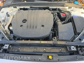 2024 Volvo S60 B5 Plus Black Edition - miniatura 15
