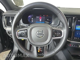 2024 Volvo S60 B5 Plus Black Edition - miniatura 10