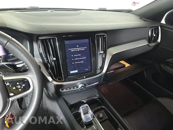 2024 Volvo S60 B5 Plus Black Edition - miniatura 11