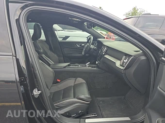 2024 Volvo S60 B5 Plus Black Edition – miniatura 8