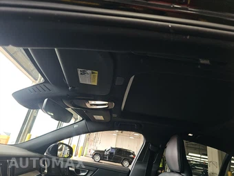 2024 Volvo S60 B5 Plus Black Edition – miniatura 18