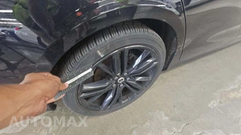 2024 Volvo S60 B5 Plus Black Edition – miniatura 24