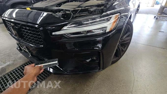 2024 Volvo S60 B5 Plus Black Edition – miniatura 28