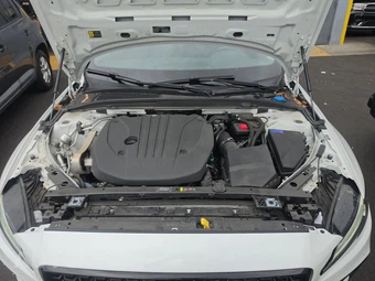 2024 Volvo S60 B5 Plus Black Edition – miniatura 15