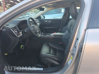 2024 Volvo S60 B5 Plus Dark – miniatura 13