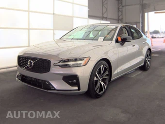 2024 Volvo S60 B5 Plus Dark