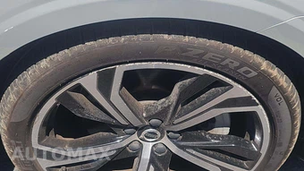 2024 Volvo S60 B5 Plus Dark – miniatura 18