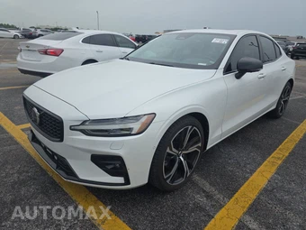 2024 Volvo S60 B5 Plus Dark