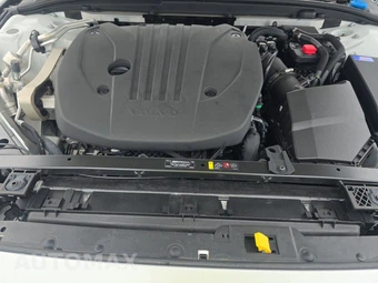 2024 Volvo S60 B5 Plus Dark – miniatura 15