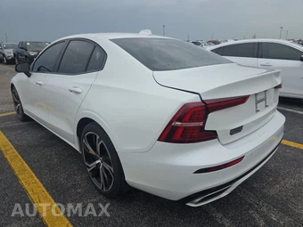 2024 Volvo S60 B5 Plus Dark – miniatura 6